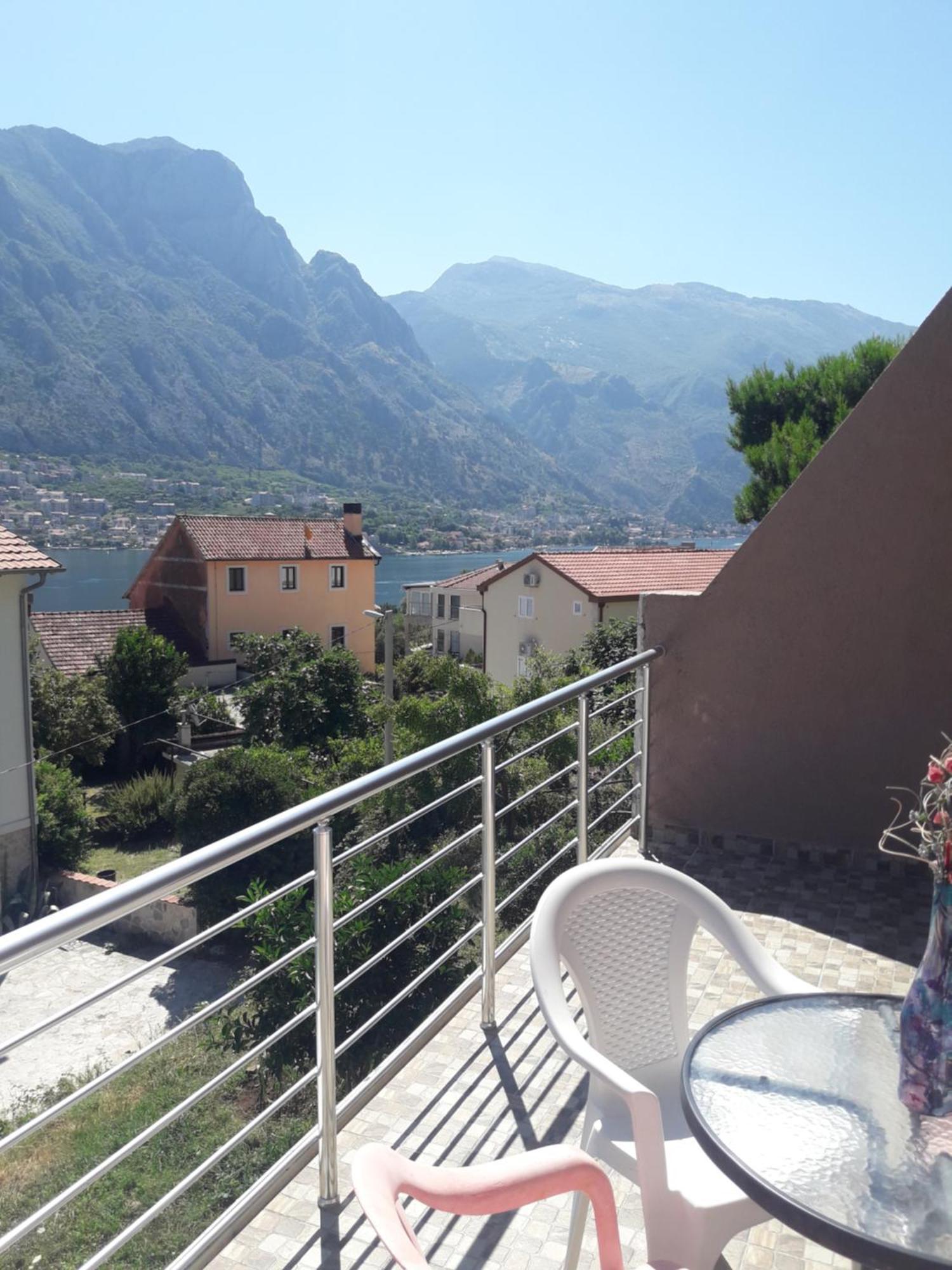 Appartement Mir à Kotor Extérieur photo